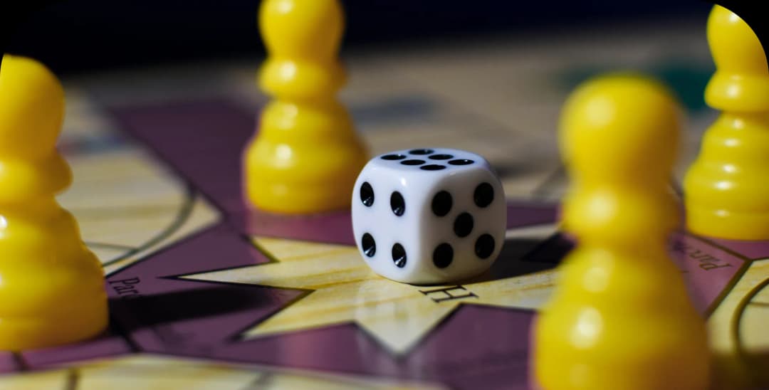 Strategia migracji systemów przypomina grę planszową – w obu przypadkach konieczne jest przewidywanie następstw, precyzyjne planowanie każdego ruchu i gotowość do adaptacji. Tak jak gracze muszą stale analizować swoją sytuację i dostosowywać swoje podejście do zmieniających się warunków na planszy, zespoły migracyjne muszą na bieżąco oceniać postęp migracji i reagować na ewentualne trudności, aby skutecznie przenieść systemy do nowego środowiska.